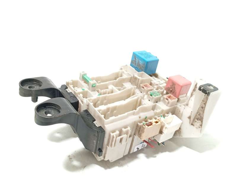 Recambio de caja reles / fusibles para toyota avensis sedán (_t27_) 1.8 (zrt271_) referencia OEM IAM 8273005170  15429c13 - Granate 2