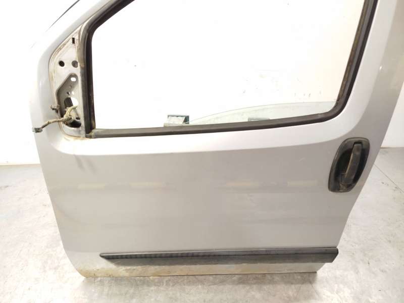 Recambio de puerta delantera izquierda para citroën nemo monospace 1.4 hdi referencia OEM IAM 1637832480 - Plata 4