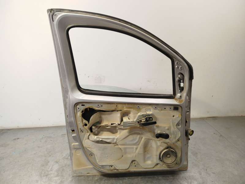 Recambio de puerta delantera izquierda para citroën nemo monospace 1.4 hdi referencia OEM IAM 1637832480 - Plata 5