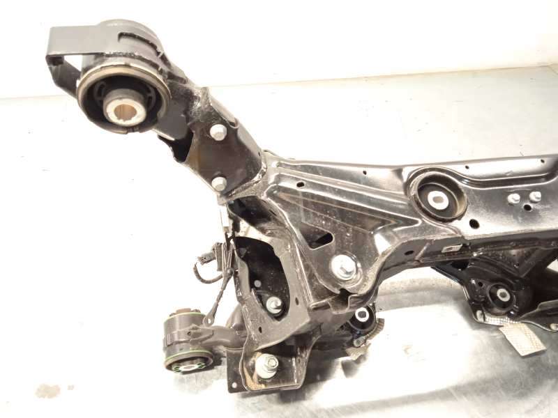 Recambio de puente trasero para land rover discovery sport (2019 - ...) 2.0 referencia OEM IAM LR139932  K8D25K091AD - Blanco 3