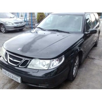 saab 9-5 berlina del año 2004