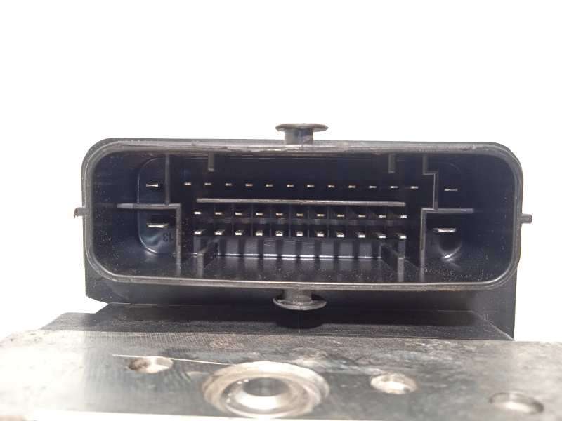 Recambio de abs para kia cee'd gt-line referencia OEM IAM 58920A2230 6158945200 A258920860 4