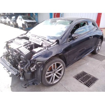 VOLKSWAGEN SCIROCCO (138)
