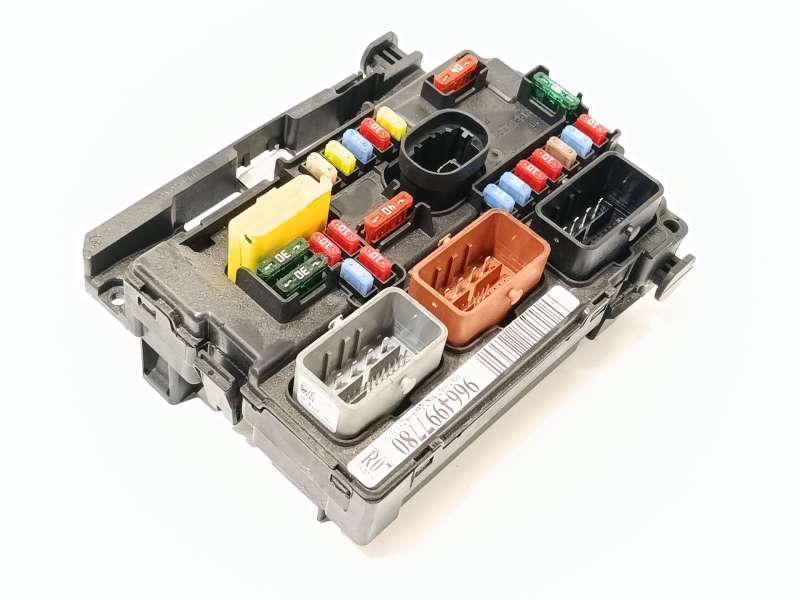 Recambio de caja reles / fusibles para peugeot 207/207+ (wa_, wc_) 1.4 16v referencia OEM IAM 9664997780 6500HV 2