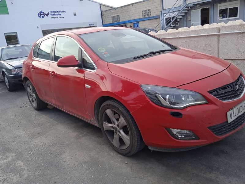 OPEL ASTRA J LIM.