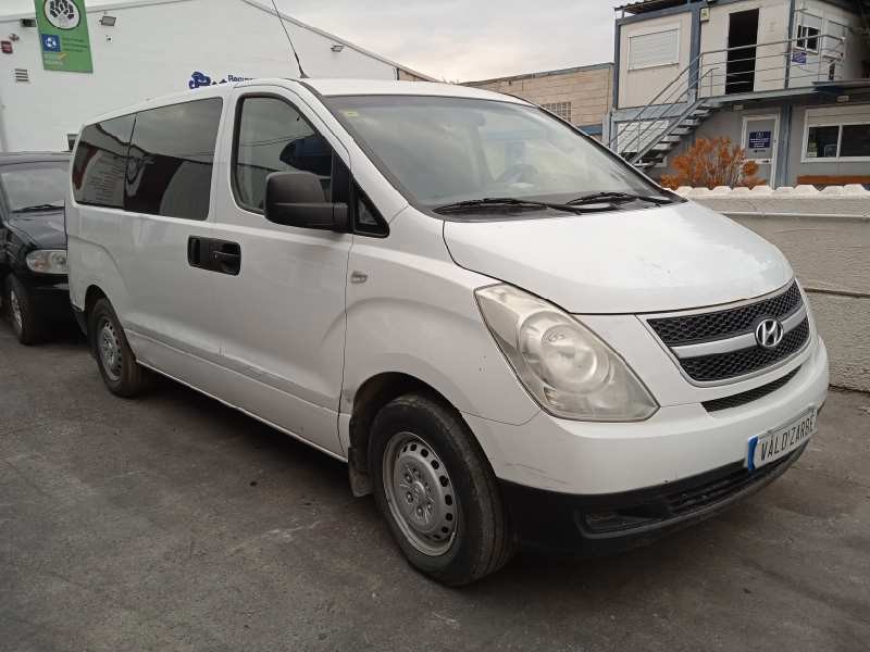 HYUNDAI H1