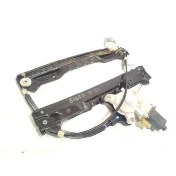 ELEVALUNAS TRASERO DERECHO K68030660AA K68030718AA