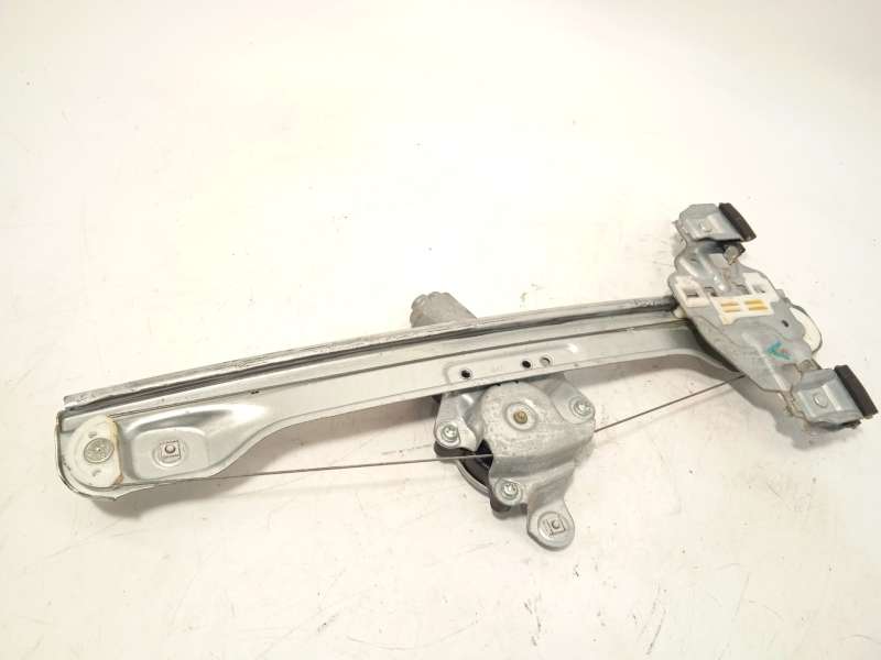 Recambio de elevalunas trasero derecho para chevrolet orlando (j309) 2.0 d referencia OEM IAM 98810J3070 2