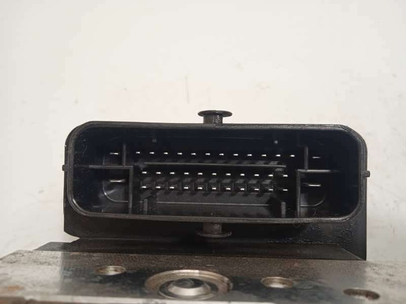 Recambio de abs para kia cee'd gt-line referencia OEM IAM 58920A2230 6158945200 A258920800 4