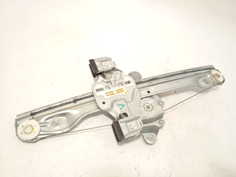 Recambio de elevalunas trasero izquierdo para chevrolet orlando (j309) 2.0 d referencia OEM IAM 98820J3070 2