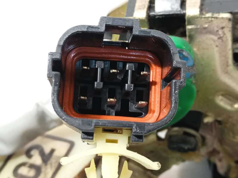 Recambio de cerradura puerta delantera derecha para kia sorento 2.5 crdi ex referencia OEM IAM 813203E010 4