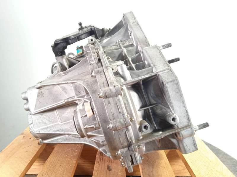 Recambio de caja cambios para dacia duster (hs_) 1.5 dci referencia OEM IAM TL8017 320108935R 4