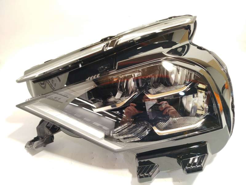 Recambio de faro izquierdo para citroën c4 iii 1.2 referencia OEM IAM 9830649480  73374697 2