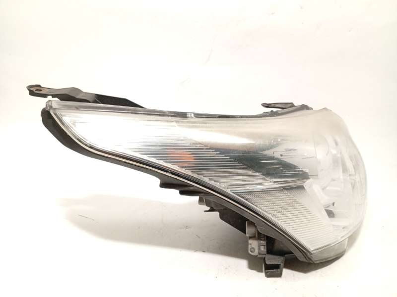 Recambio de faro derecho para toyota avensis sedán (_t27_) 1.8 (zrt271_) referencia OEM IAM 8113005310 - Granate 2