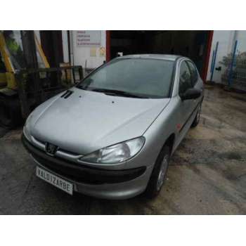 PEUGEOT 206 BERLINA