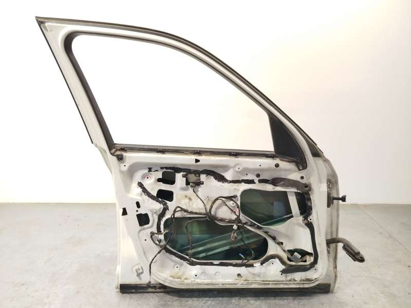 Recambio de puerta delantera izquierda para bmw x3 (e83) 2.0 d referencia OEM IAM 41003451015 - Blanco 7
