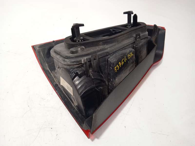 Recambio de piloto trasero derecho para dacia logan 1.2 16v cat referencia OEM IAM 8200744759 62421102 4
