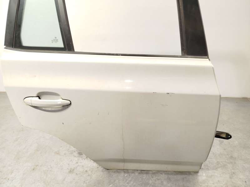 Recambio de puerta trasera derecha para bmw x3 (e83) 2.0 d referencia OEM IAM 41003449338 - Blanco 4