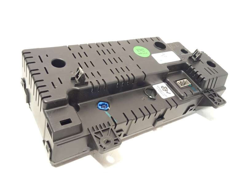 Recambio de cuadro instrumentos para lynk & co 01 hev referencia OEM IAM 8892280194  P8892280194 4