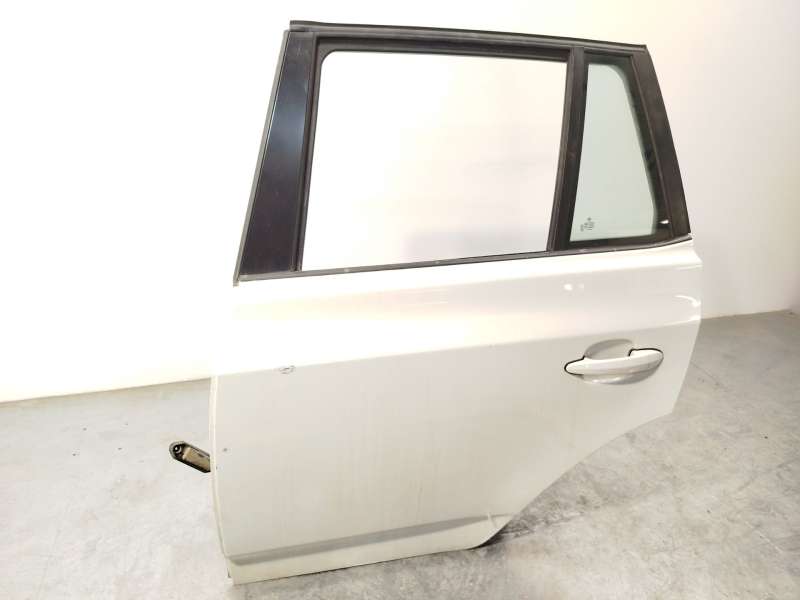 Recambio de puerta trasera izquierda para bmw x3 (e83) 2.0 d referencia OEM IAM 41003449337 - Blanco 2