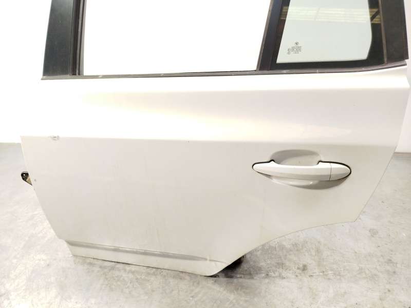 Recambio de puerta trasera izquierda para bmw x3 (e83) 2.0 d referencia OEM IAM 41003449337 - Blanco 4