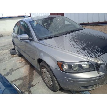 volvo s40 berlina del año 2007