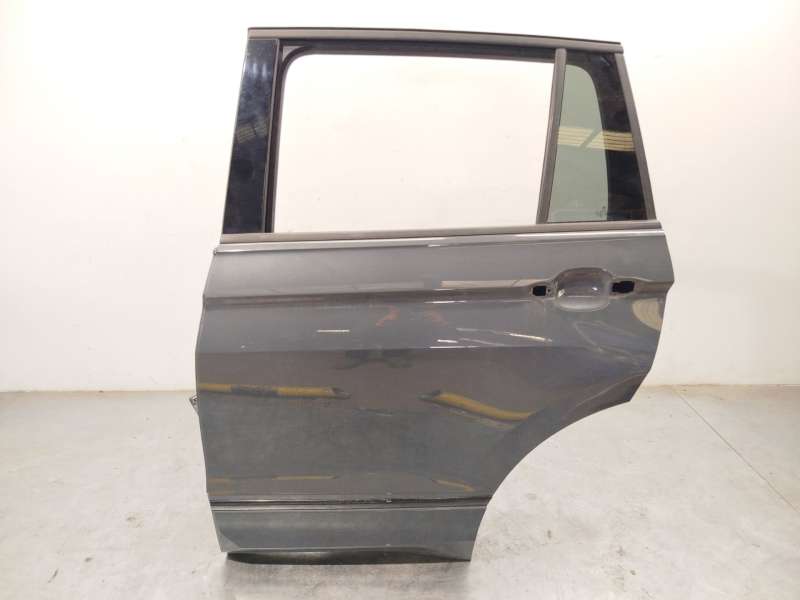 Recambio de puerta trasera izquierda para volkswagen tiguan (ad1, ax1) 2.0 tdi referencia OEM IAM 5NA833055J 2