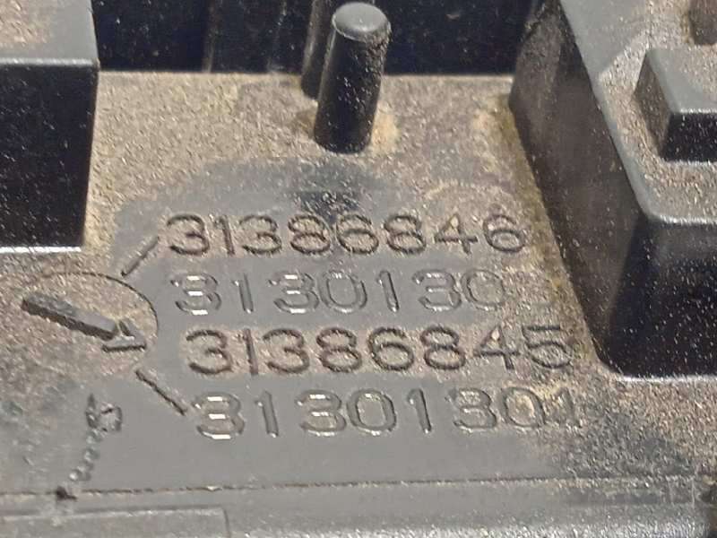 Recambio de maneta exterior porton para volvo v40 cross country pro referencia OEM IAM 31386845 3