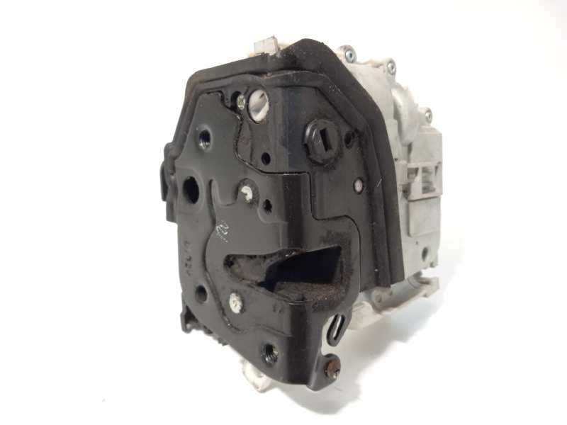 CERRADURA PUERTA TRASERA IZQUIERDA 8X0839015E 