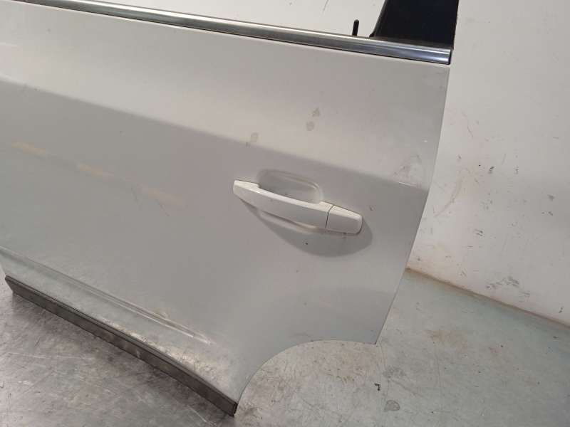 Recambio de puerta trasera izquierda para chevrolet orlando (j309) 2.0 d referencia OEM IAM 95242606 3