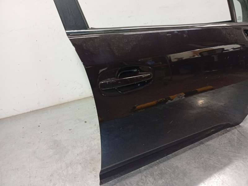 Recambio de puerta delantera derecha para toyota avensis sedán (_t27_) 1.8 (zrt271_) referencia OEM IAM 6700105070 - Granate 2