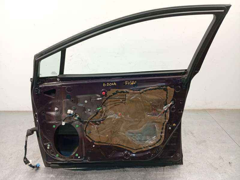 Recambio de puerta delantera derecha para toyota avensis sedán (_t27_) 1.8 (zrt271_) referencia OEM IAM 6700105070 - Granate 4
