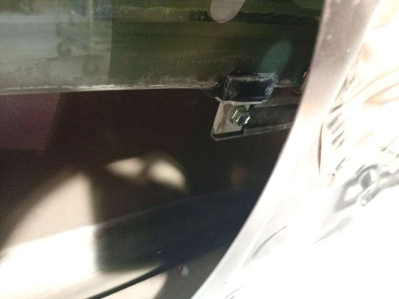 Recambio de puerta delantera derecha para toyota avensis sedán (_t27_) 1.8 (zrt271_) referencia OEM IAM 6700105070 - Granate 5