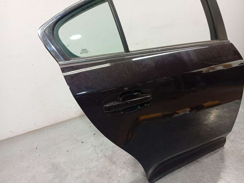 Recambio de puerta trasera derecha para toyota avensis sedán (_t27_) 1.8 (zrt271_) referencia OEM IAM 6700305040 - Granate 2