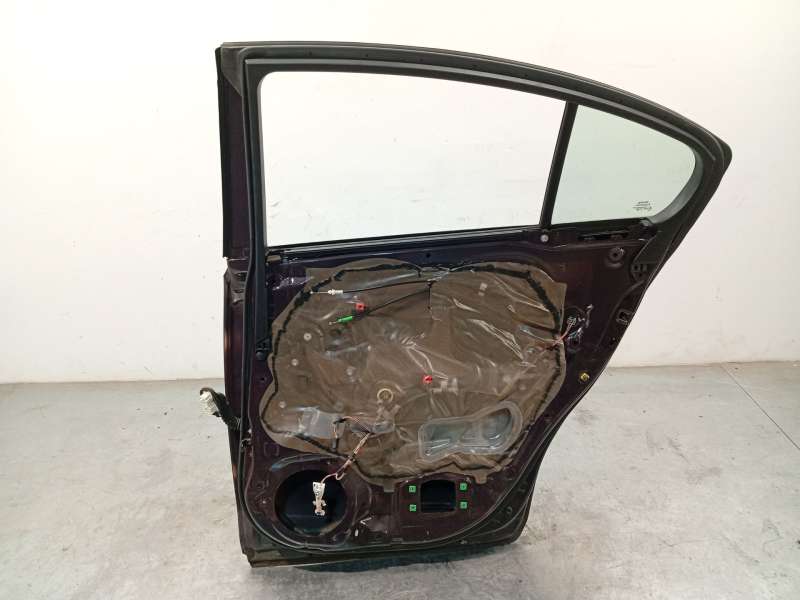 Recambio de puerta trasera derecha para toyota avensis sedán (_t27_) 1.8 (zrt271_) referencia OEM IAM 6700305040 - Granate 4