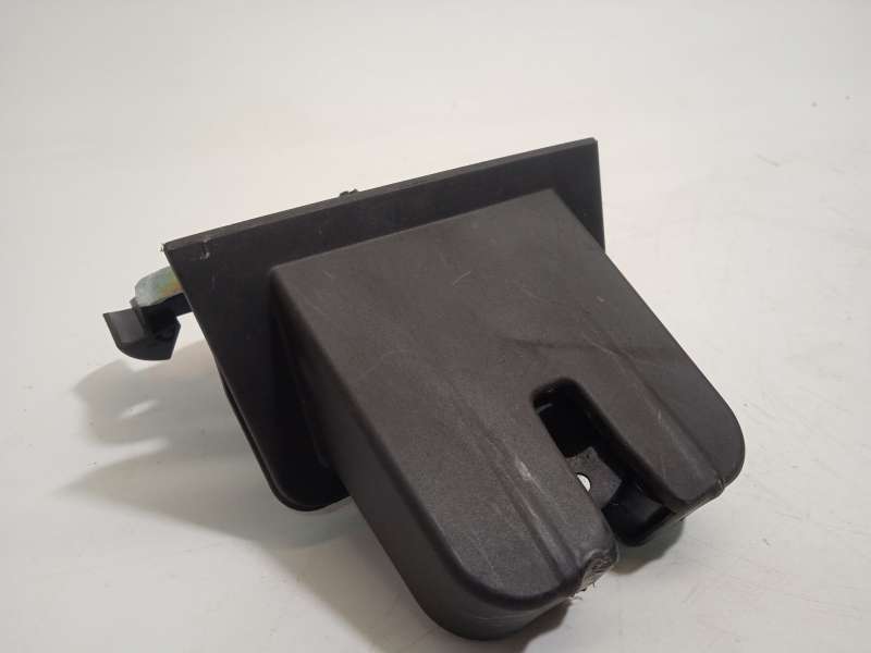 CERRADURA MALETERO / PORTON 5E0827505 
