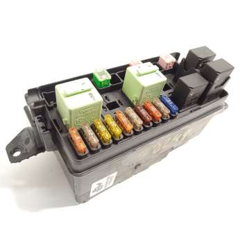 CAJA RELES / FUSIBLES 3449504 61143449504 
