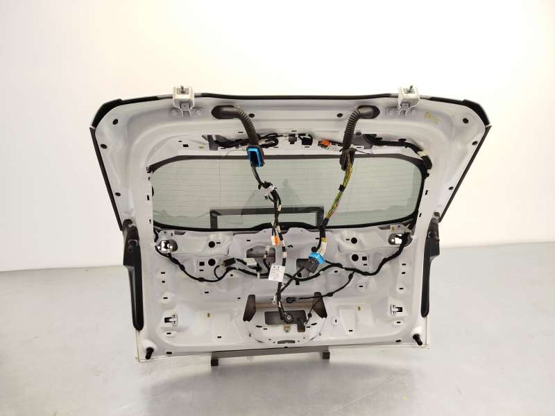 Recambio de porton trasero para peugeot 2008 ii (ud_, us_, uy_, uj_, ur_, uc_) 1.2 puretech 130 referencia OEM IAM 9831045880 98 6