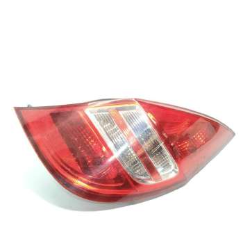 PILOTO TRASERO DERECHO 924022L0 924022L010