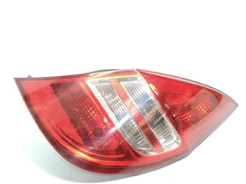 PILOTO TRASERO DERECHO 924022L0 924022L010