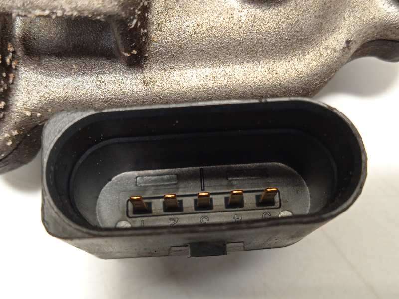 Recambio de valvula egr para audi a1 sportback (8xf) attraction referencia OEM IAM 04B131501D - Blanco 4