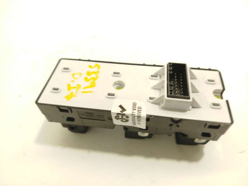 Recambio de mando elevalunas delantero izquierdo para kia stonic (ybcuv) 1.0 tgdi cat referencia OEM IAM 93570H8000WK - Blanco 4