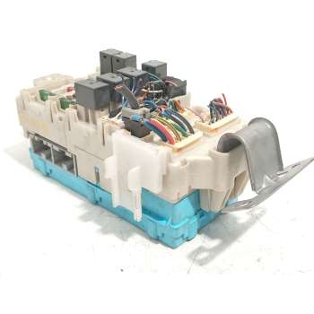 CAJA RELES / FUSIBLES MR587655 707270074