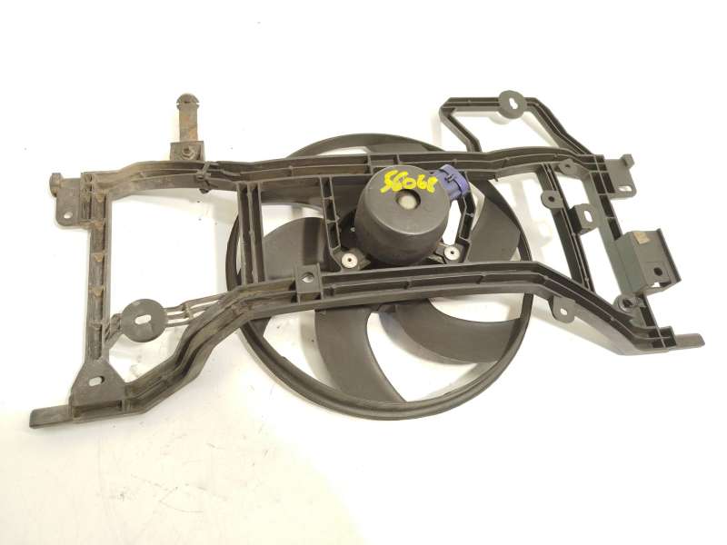 Recambio de electroventilador para dacia dokker furgoneta/monovolumen 1.6 referencia OEM IAM 214810048R - Blanco 2