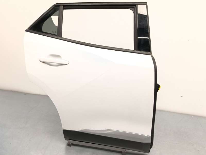 Recambio de puerta trasera derecha para peugeot 2008 ii (ud_, us_, uy_, uj_, ur_, uc_) 1.2 puretech 130 referencia OEM IAM 98310