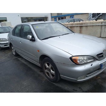 nissan primera berlina (p11) del año 2001