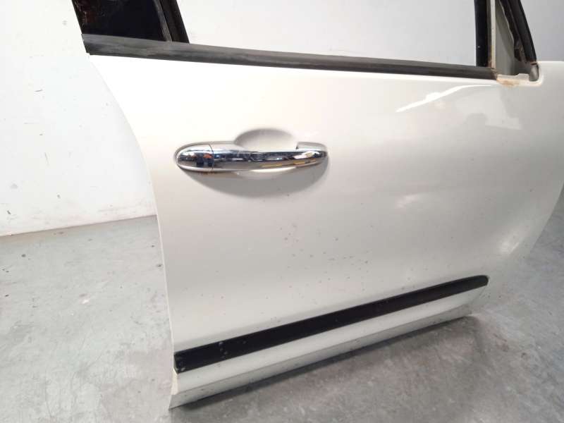 Recambio de puerta delantera derecha para fiat 500l (351_, 352_) 1.4 (199lyb1b) referencia OEM IAM 52096066 - Blanco 2