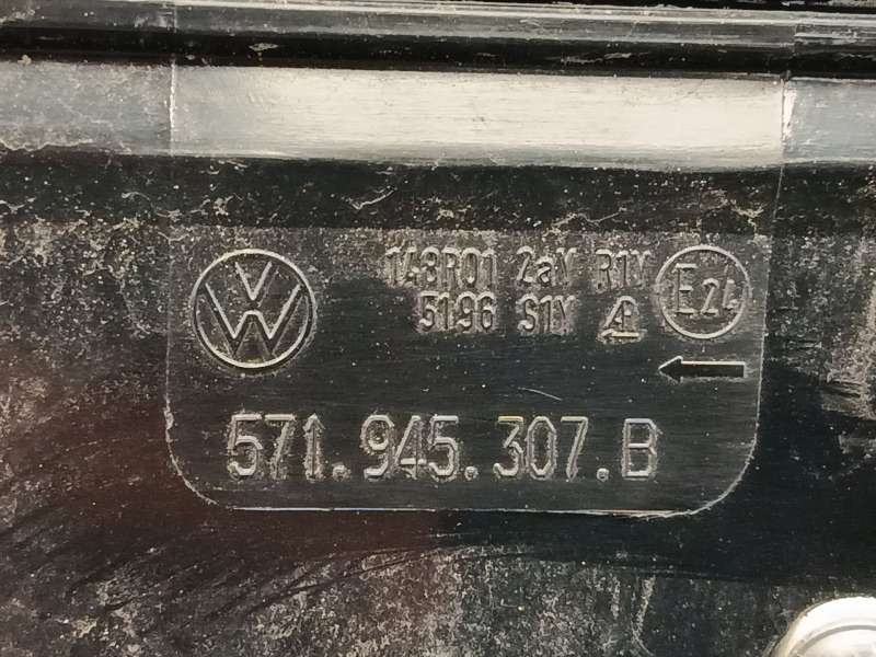 Recambio de piloto trasero central para volkswagen tiguan 2,0 tig referencia OEM IAM 571945307B 8