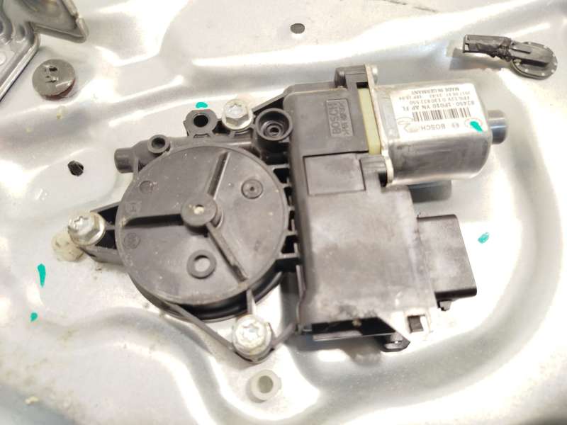 Recambio de elevalunas delantero izquierdo para hyundai ix20 1.6 cat referencia OEM IAM 824701K010 824501P010 2