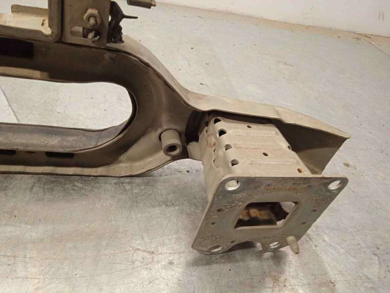 Recambio de refuerzo paragolpes delantero para peugeot 407 st confort referencia OEM IAM 7414FN 3